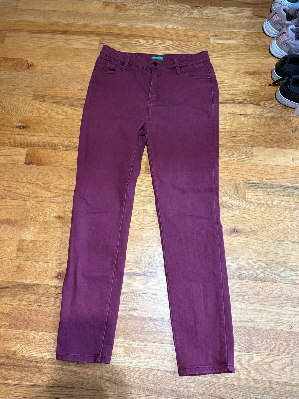 Slim Straight Women's Jeans in Deep Wine